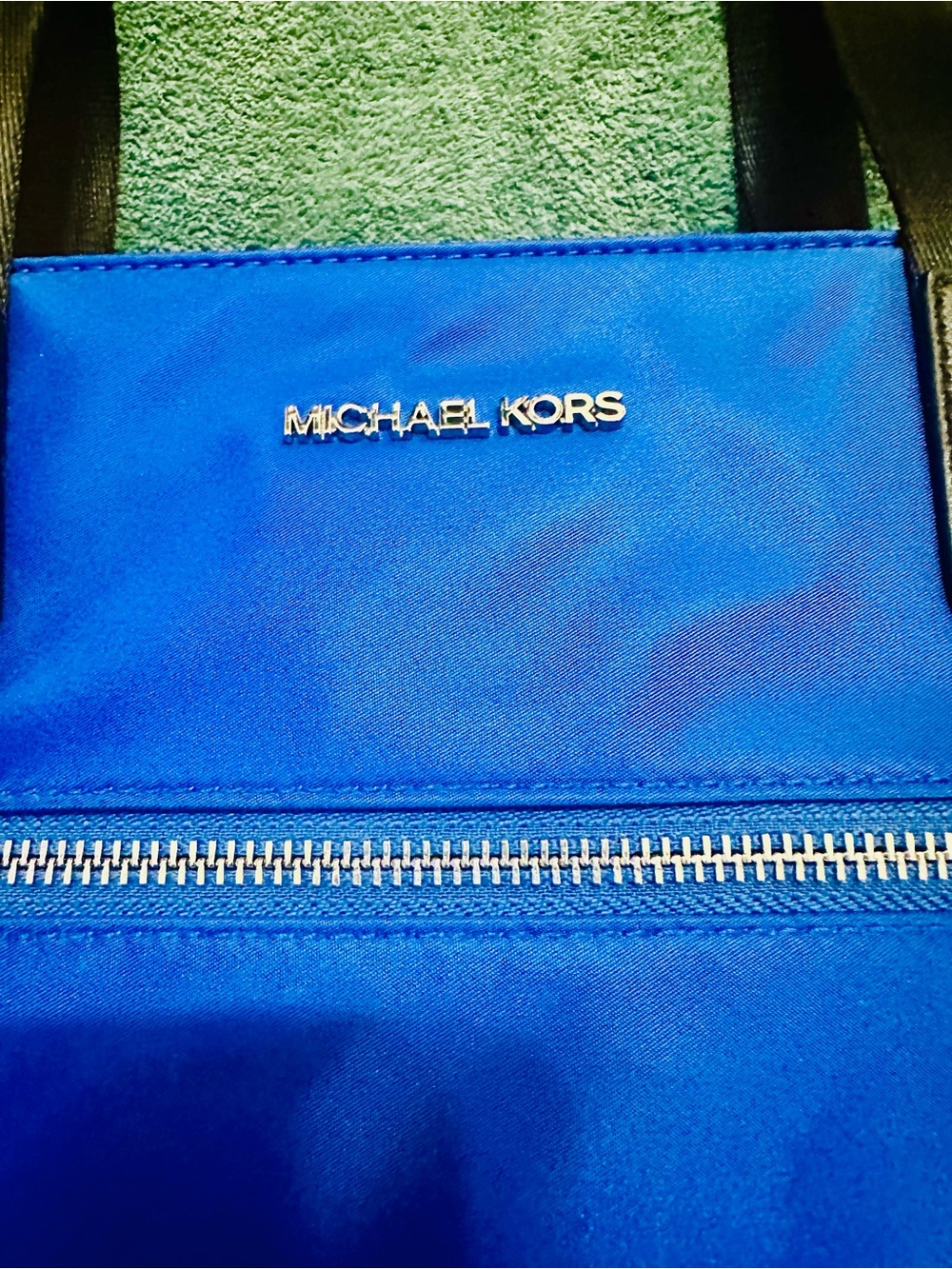 Michael Kors Jet Set Travel Blue Nylon Tote Bag Large Zip Top Shoulder Bag - Picture 5 of 7